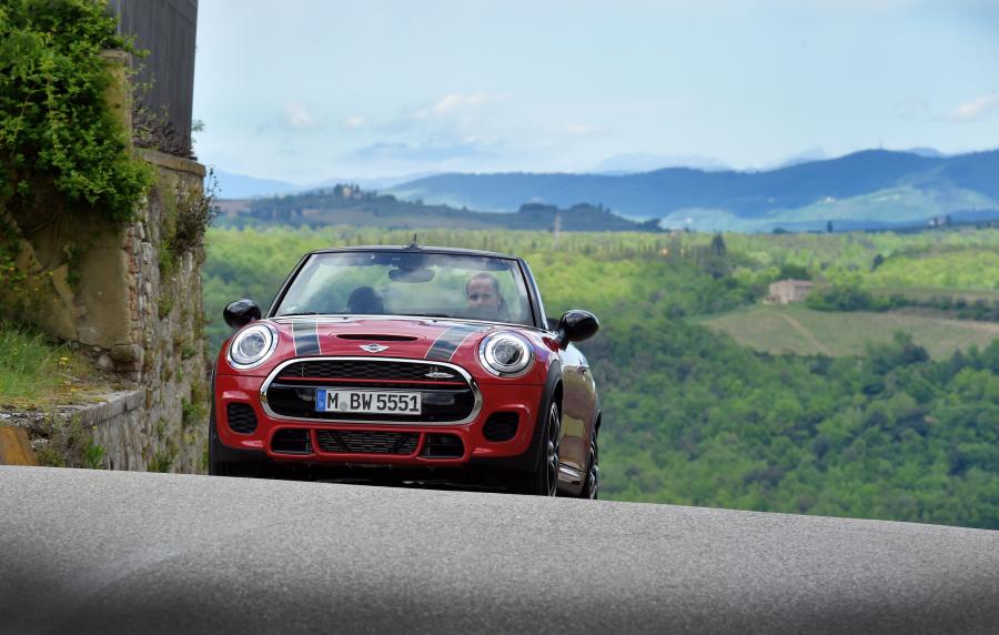  Mini Cooper S JCW Cabrio 2016 года  (фото 14 из 104)